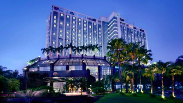 Inilah The Media Hotel, hotel mewah milik Surya Paloh yang akan dipinjamkan ke Gugus Tugas Penanganan COVID-19. Hotel ini akan dijadikan posko tim medis Corona. (dok. The Media Hotel) Inilah The Media Hotel, hotel mewah milik Surya Paloh yang akan dipinjamkan ke Gugus Tugas Penanganan COVID-19. Hotel ini akan dijadikan posko tim medis Corona. (dok. The Media Hotel)