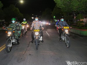 Kerumunan di Perbatasan Jatim-Jateng Dibubarkan Cegah Penyebaran Corona