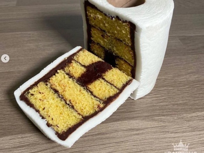 Di Tengah Pandemi Virus Corona, Baker Ini Bikin Kue Tisu Toilet