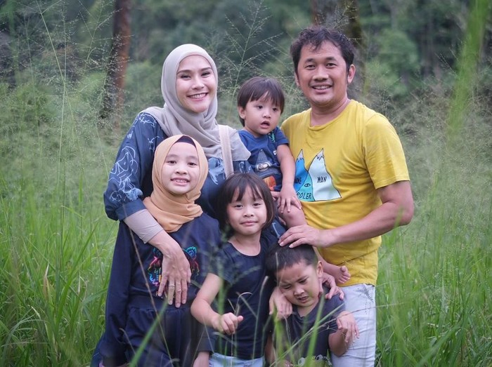 Keluarga Zaskia Adya Mecca Keluarga Zaskia Adya Mecca