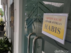 Cegah Corona, Disdukcapil Pacitan Batasi Pemohon Adminduk 75 Orang Per Hari