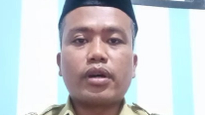 Kades Talunombo, Sapuran, Wonosobo Badarudin sumbangkan gaji untuk penanganan Corona