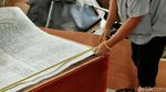 Melihat Pembuatan Peti Jenazah Khusus Korban COVID-19