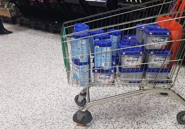 Miris! Dampak Panic Buying Orang-orang Ini Kesulitan Dapat Makanan