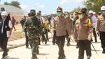 Momen Panglima TNI-Kapolri-Menteri PUPR Tinjau RS Corona di Pulau Galang