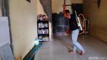 Cegah Corona, Warga Banjaran Pucung Depok Semprot Disinfektan