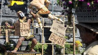 Gubernur Bali Wayan Koster juga sudah menginstruksikan larangan pelaksanaan pengarakan Ogoh-ogoh dalam bentuk apapun yang berpotensi menimbulkan keramaian dan kerumuman orang di seluruh wilayah Bali sebagai upaya pencegahan penyebaran COVID-19.