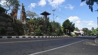 Perayaan Nyepi kali ini berbarengan dengan mewabahnya virus Corona dan seruan untuk tetap di rumah.