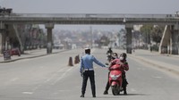 Nepal melaporkan kasus pertamanya pada Januari - seorang lelaki Nepal yang sedang belajar di Wuhan, di pusat penyebaran virus di Cina. Lelaki itu pun dilaporkan kini telah pulih dan sembuh.  