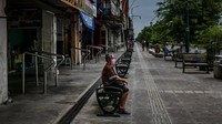 Kota Yogyakarta yang biasanya selalu ramai oleh para wisatawan kini tenggelam dalam sunyi.
