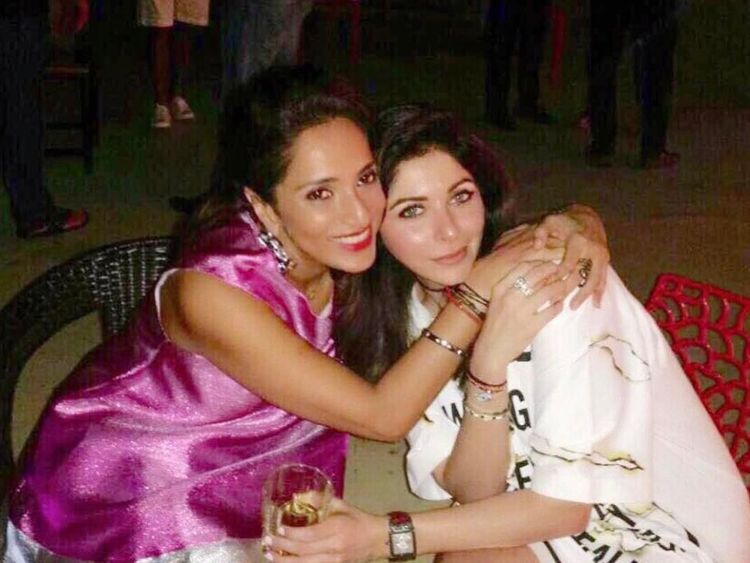 Momen Kulineran Kanika Kapoor, Penyanyi Bollywood yang Positif Covid-19