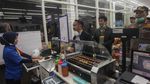 TNI-Polri Turun Tangan Bubarkan Keramaian Cegah Penyebaran Corona