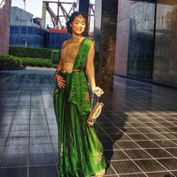 Menurut laporan Daily Mail, setelah naik pesawat untuk kembali ke Inggris dari Delhi, Bhasha mengatakan dia duduk di pesawat selama empat jam sebelum penumpang disuruh turun. Setelah itu, ia pergi ke Kolkata untuk mengisolasi diri dengan keluarga besarnya. Foto: Instagrm @bhasha05