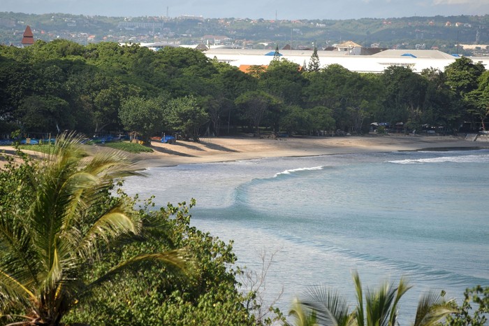 SUASANA NYEPI DI BALI Hari Raya Nyepi 2020 jatuh pada hari ini, umat Hindu menggelar perenungan melalui penyepian. Begini sepinya Bali saat warganya menjalani catur brata atau penyepian.