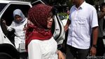 Begini Momen Kebersamaan Jokowi dengan Ibunda
