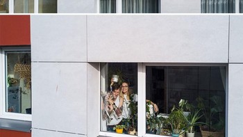 Namun ia teringat pada drone yang ia kerap gunakan pada fotografi pernikahan. (Foto: Dok. Adas Vasiliauskas)