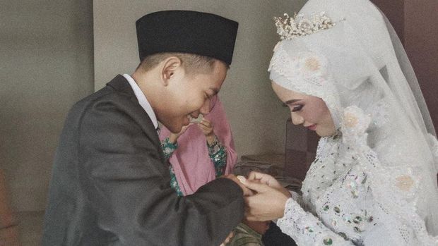 Tegar Septian dan istri, Sarah