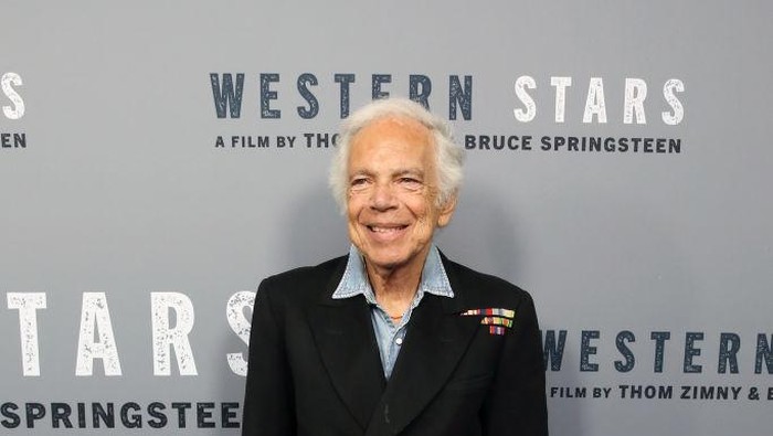 NEW YORK, NEW YORK - OCTOBER 16: Ralph Lauren attends the 