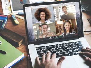 Video Conference saat WFH: Santuy Tapi Sopan