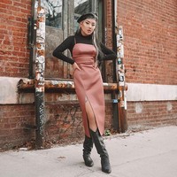 Saya terus berpikir tentang apa langkah eskalasi berikutnya. Berapa banyak lagi kekerasan yang bisa didapat? Pikiran itu membuatku takut, ujar Grey yang kini tengah mengkarantina sukarela di rumahnya di Brooklyn untuk melindungi dirinya sendiri dan orang lain dari penyebaran Covid-19. Foto: Instagram