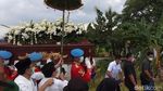 Jenazah Ibunda Jokowi Tiba di Pemakaman Mundu