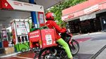 Enggak Perlu Keluar Rumah! Isi BBM Bisa Diantar Lho