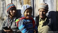 Akibat persamaan geografis dengan masyarakat Tibet, masyarakat Spiti memiliki banyak kesamaan budaya dan fisik dengan masyarakat Tibet.