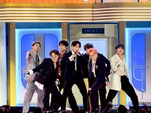 Bareng Obama, BTS-Lady Gaga Isi Pidato di Dear Class of 2020