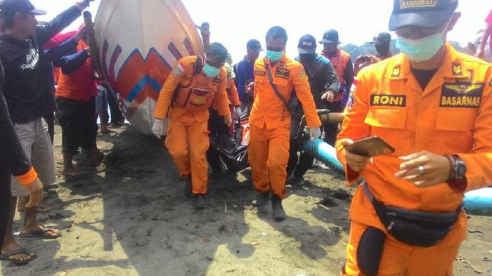 Nelayan Pangandaran yang hilang tenggelam empat hari ditemukan tewas di laut