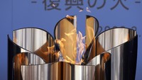 Sebelumnya api olimpiade ini tiba di Jepang pada jumat (20/3) lalu setelah didatangkan dari Yunani. Foto AP/Eugene Hoshiko.