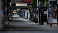 Suasana lengang di pusat bisnis Queen Street, Auckland, Selandia Baru (26/3/2020).Getty Images/Bradley White