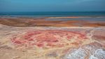 Begini, Nih Potret Pantai Semerah Darah