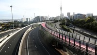 Suasana sepi terlihat di kota Auckland dan Wellington di Selandia Baru, Kamis (26/3/2020). Pemandangan tersebut jamak di seantero Selandia Baru setelah pemerintah melakukan lockdown selama 4 pekan mulai Rabu malam (25/3/2020) Getty Images/Bradley White