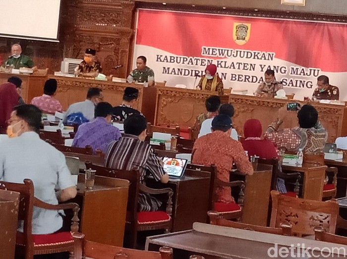 Rakor Pemkab Klaten terkait penanganan Virus Corona, Kamis (26/3/2020).