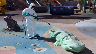 Buaya dan Katak di Las Vegas jadi Sasaran Disinfeksi Corona