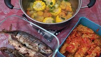 Netizen dengan nama akun @joe_sim_ membagikan hasil masakannya ke twitter berupa 3 menu masakan, yaitu sayur sup, ikan cuek, dan tempe balado.