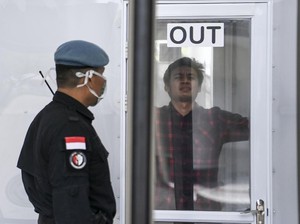 Gugus Tugas COVID-19: Cairan Disinfektan Tak Boleh Disemprotkan ke Tubuh