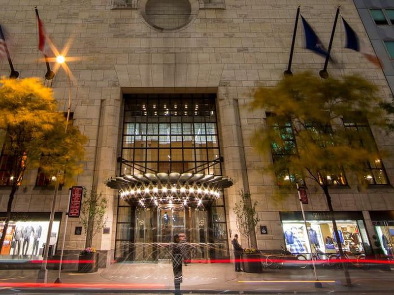 Di kawasan New York, Four Seasons telah menawarkan properti ikoniknya di tengah Kota Manhattan untuk berkontribusi memutus rantai penyebaran virus Corona di kawasan tersebut. Istimewa/Dok. www.fourseasons.com.