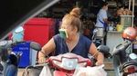Viral Cara Unik Social Distancing di Thailand: Boncengan Motor Juga Jaga Jarak