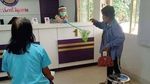 Viral Cara Unik Social Distancing di Thailand: Boncengan Motor Juga Jaga Jarak