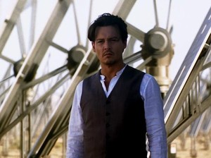 Sinopsis Transcendence, Johnny Depp Bangkit Setelah Mati
