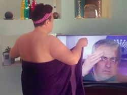 Bosan di Rumah Saja, Begini Kelakuan Kocak Warga