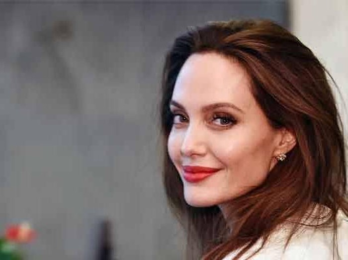 angelina jolie