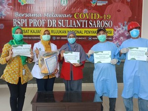 Lawan Covid-19, Pedulisehat.id Salurkan Bantuan Kesehatan