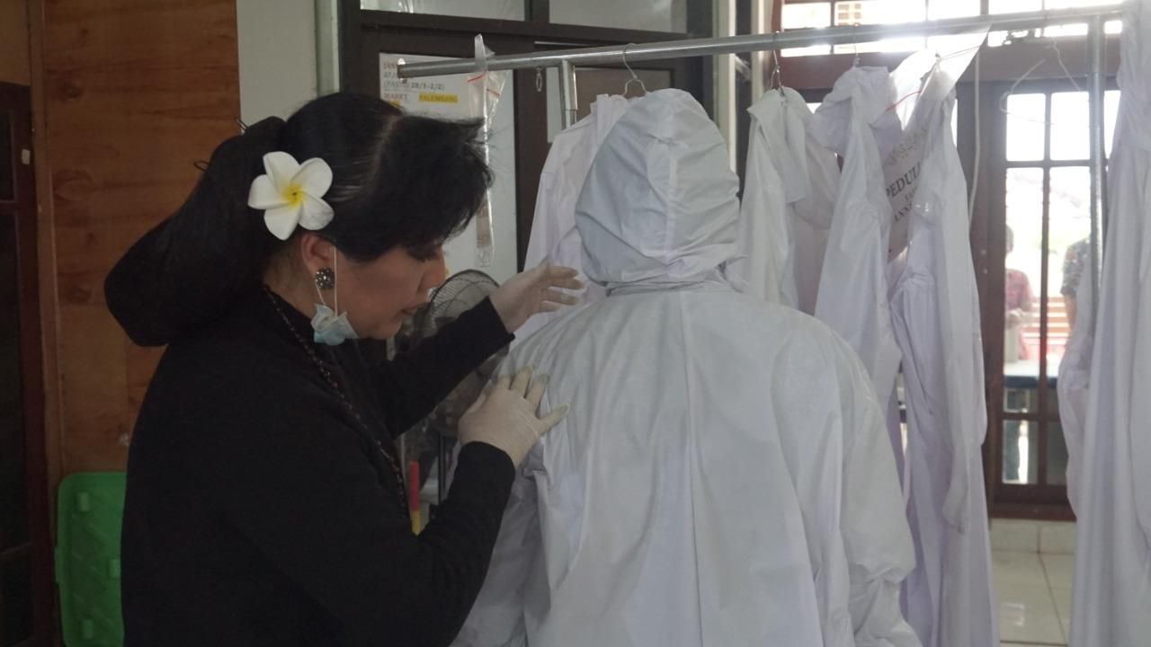 Anne Avantie Buat APD Anne Avantie Buat APD