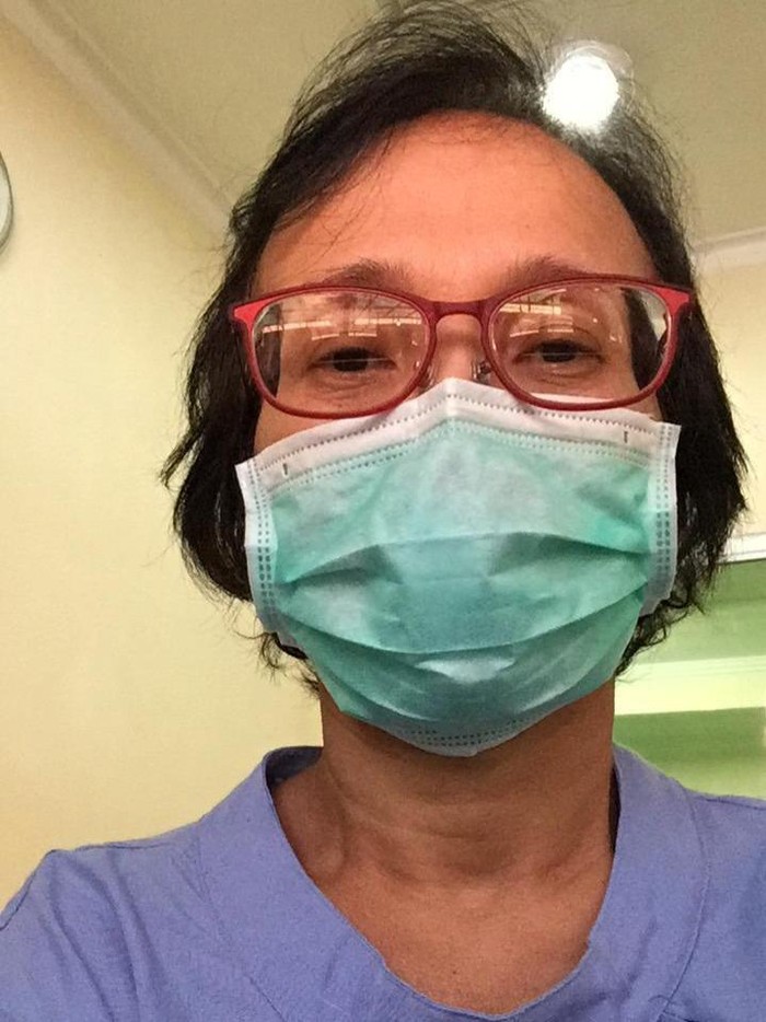 Warga Surabaya, Cristina sempat divonis positif virus corona dan telah dinyatakan sembuh. Kini ia menceritakan pengalamannya selama diisolasi.
