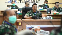 Pada kesempatan video konferensi itu juga ia melakukan pengamatan fasilitas ruang isolasi, Unit Perawatan Intensif koroner (CICU), dan juga alat pelindung diri (APD) yang tersedia di RSPAD Gatot Subroto. Foto: dok. KSAD