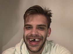 Aneka Kejadian Sial Saat Diam di Rumah Karena Corona