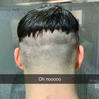 Bagaimana pendapatmu melihat potongan rambut yang satu ini? Jadi terlihat seperti meggenakan topi ya? (Foto: Twitter)