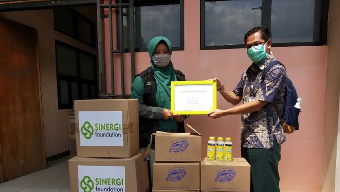 Salurkan bantuan